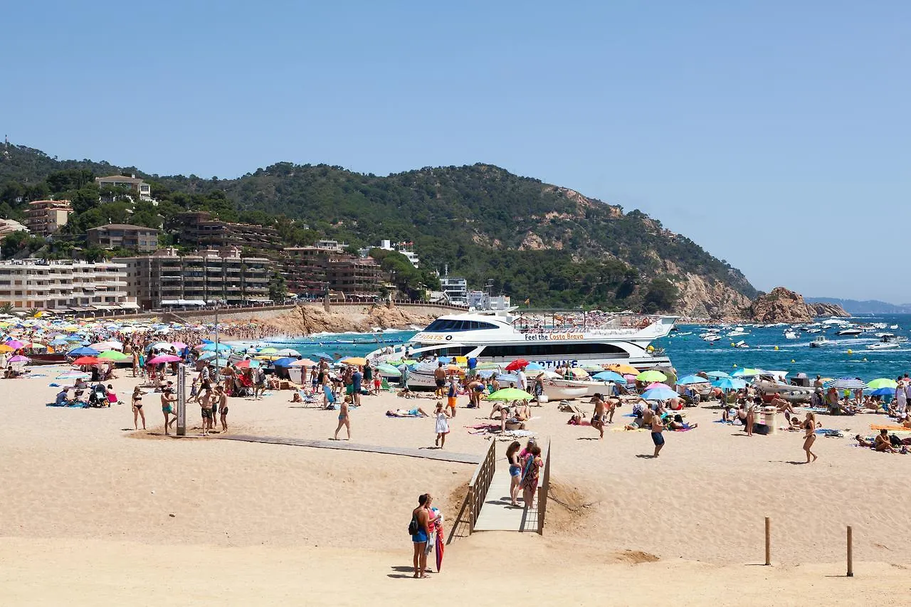 Lets Holidays Passeig Del Mar Tossa de Mar Apartment